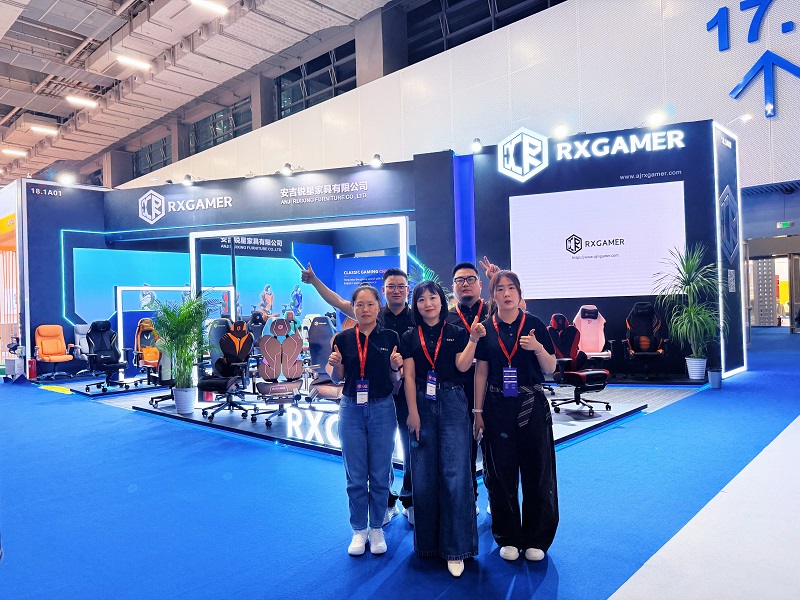 Anji Ruixing Furniture Co., Ltd. exposeert met succes op de 57e China International Furniture Fair (Guangzhou)